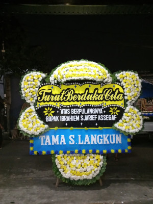 Papan Bunga Duka di Mimika Barat